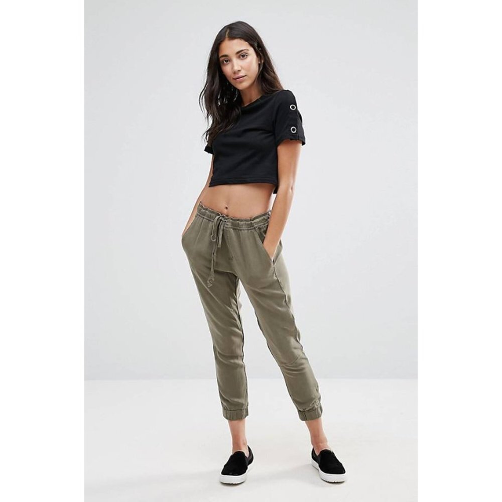 Pam & Gela Moto Lace Up Mid Rise Sweatpantsβ